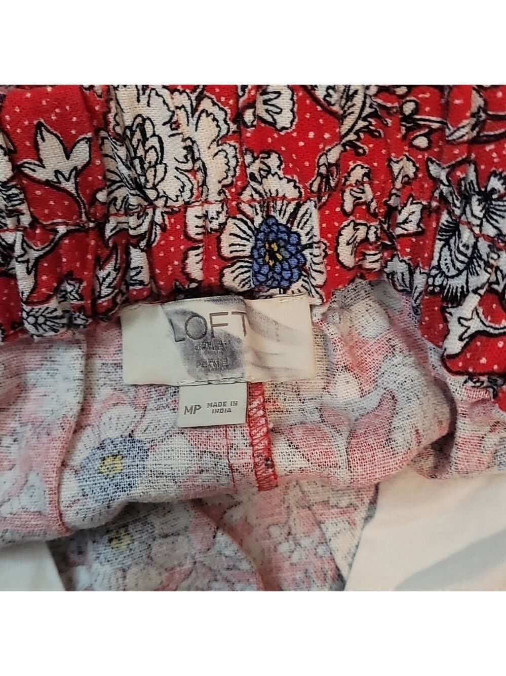 Loft Floral Skirt Size MP - Picture 3 of 4
